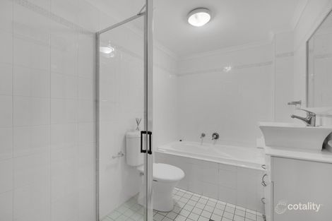 Property photo of 31/12-18 Hume Avenue Castle Hill NSW 2154