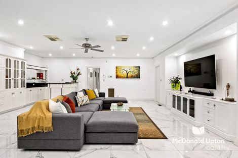 Property photo of 29 Bournian Avenue Strathmore VIC 3041