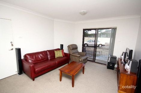 Property photo of 2/37 Roberts Avenue Barrack Heights NSW 2528