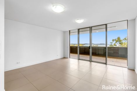 Property photo of 18/10-12 Batley Street West Gosford NSW 2250
