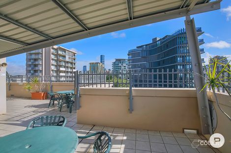 Property photo of 901/188 Shafston Avenue Kangaroo Point QLD 4169