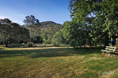 Property photo of 2 Salisbury Road Mount Macedon VIC 3441