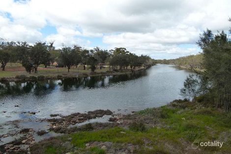 21 Bartram St, Beverley, WA 6304