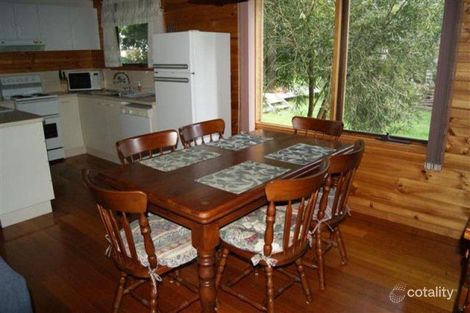 Property photo of 216 Surf Parade Inverloch VIC 3996