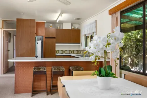 Property photo of 8 Centre Avenue Eildon VIC 3713