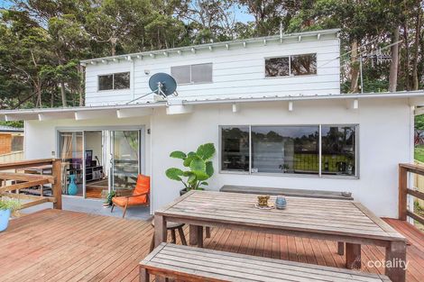 Property photo of 27 Aldinga Drive Wamberal NSW 2260