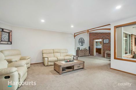 Property photo of 16 Diamantina Close St Clair NSW 2759