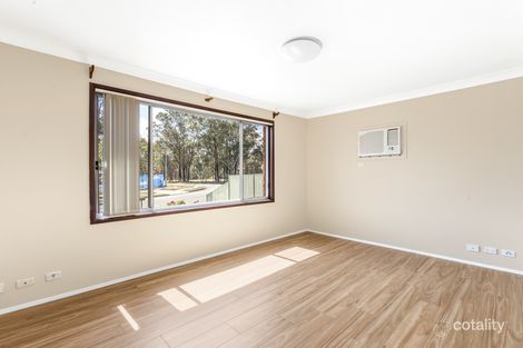 Property photo of 3 Comberford Close Prairiewood NSW 2176