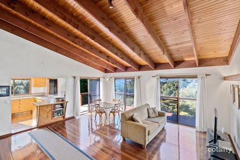 Property photo of 20-22 Bibaringa Close Beechmont QLD 4211