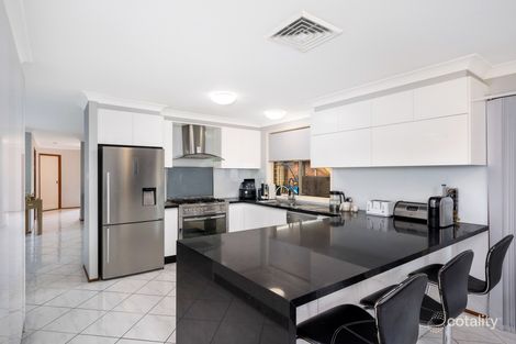Property photo of 7 Walgett Close Hinchinbrook NSW 2168