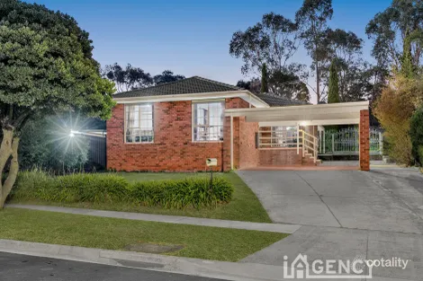 Property photo of 24 Lawson Way Endeavour Hills VIC 3802