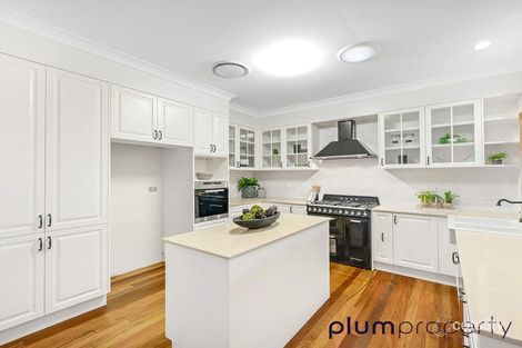 Property photo of 38 Hannah Street Mount Ommaney QLD 4074