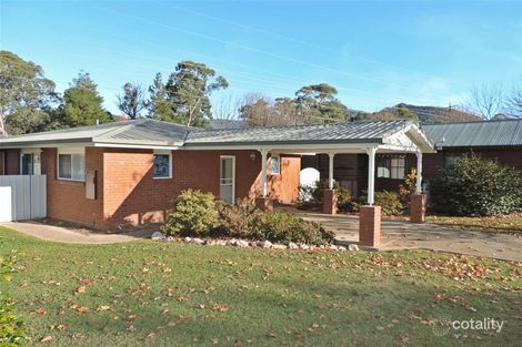 16 Lumley Dr, Bright, VIC 3741