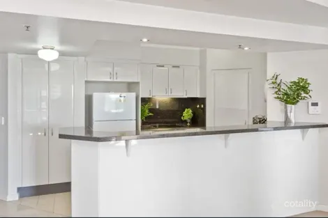 Property photo of 88/35 Howard Street Brisbane City QLD 4000