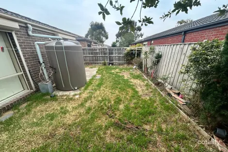 Property photo of 22 Parawong Parade Wyndham Vale VIC 3024