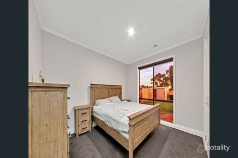 Property photo of 112 Rosebank Drive Cranbourne North VIC 3977
