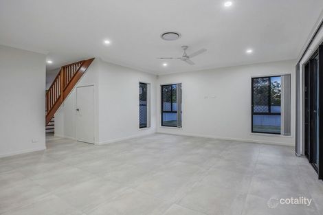 Property photo of 2 Cooper Way Spring Mountain QLD 4300