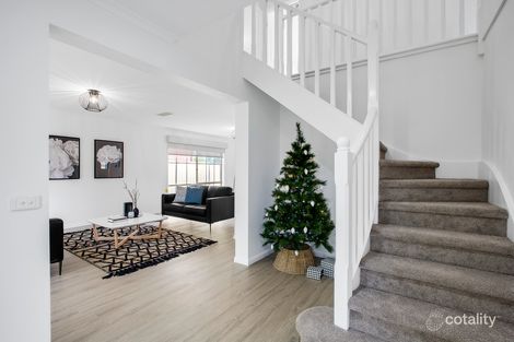 Property photo of 32 Queens Parade Hillside VIC 3037