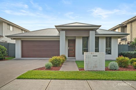 Property photo of 101 Dune Drive Fern Bay NSW 2295