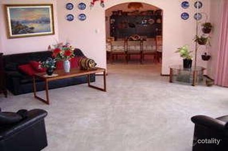 Property photo of 16 Regent Drive Alexander Heights WA 6064