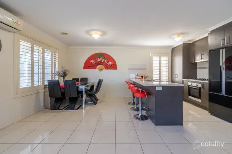 Property photo of 9 Verde Parade Epping VIC 3076