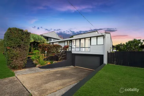 Property photo of 17 Kalinda Drive Port Macquarie NSW 2444