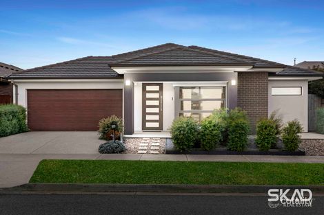 16 Grammar Ave, Donnybrook, VIC 3064