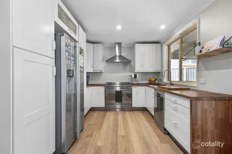 Property photo of 63 Thomas Coke Drive Thornton NSW 2322