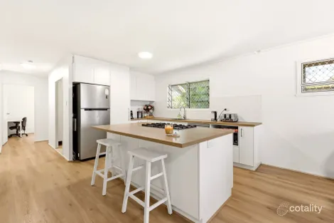 Property photo of 6 Light Street Leichhardt QLD 4305