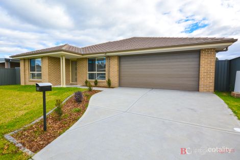 22 Lakeside Cct, Cessnock, NSW 2325