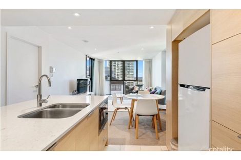 Property photo of 1406/2663 Gold Coast Highway Broadbeach QLD 4218