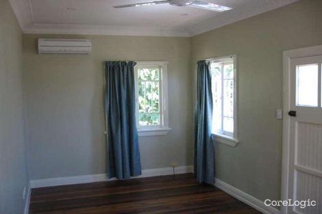 Property photo of 251 Beaconsfield Terrace Brighton QLD 4017