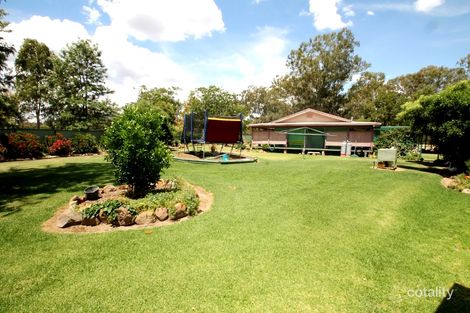 2 Pattersons Pl, Currabubula, NSW 2342