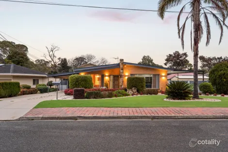 Property photo of 12 Christopher Street Dernancourt SA 5075