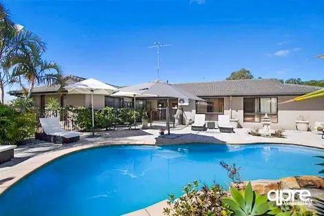 2 Cassia Ct, Palm Beach, QLD 4221