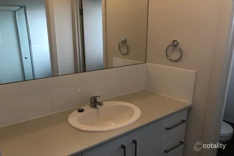 Property photo of 33 Luis Drive Angle Vale SA 5117