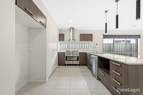 Property photo of 20 Chorus Way Cranbourne East VIC 3977