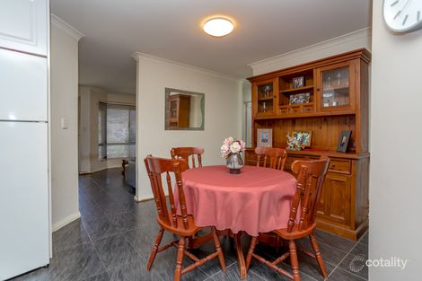 Property photo of 7 Gould Close Brookdale WA 6112