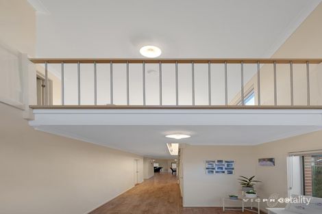 Property photo of 8 Oberon Street Point Cook VIC 3030
