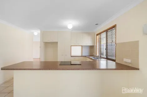 Property photo of 7 Birch Court Yamanto QLD 4305