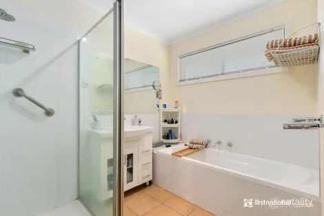 Property photo of 1 Sally Court Traralgon VIC 3844