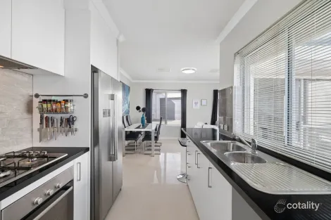 Property photo of 14/89 Redstone Trail Ellenbrook WA 6069