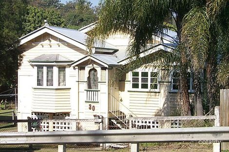 30 Balmoral St, Hawthorne, QLD 4171