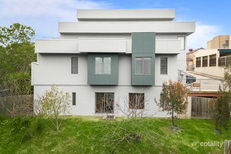 8 Berg Pl, Coburg, VIC 3058