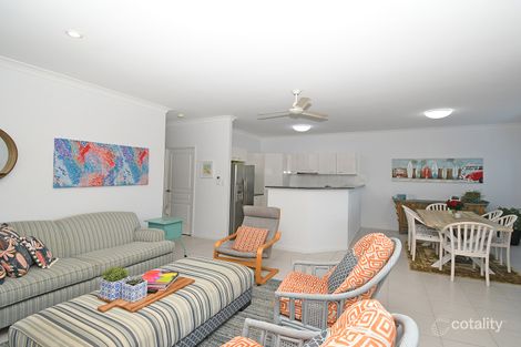 Property photo of 2/10 Beachside Court Toogoom QLD 4655