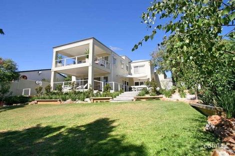 13 St Ives Gr, Mount Martha, VIC 3934