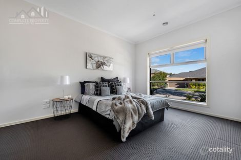 Property photo of 4 Stafford Link Craigieburn VIC 3064