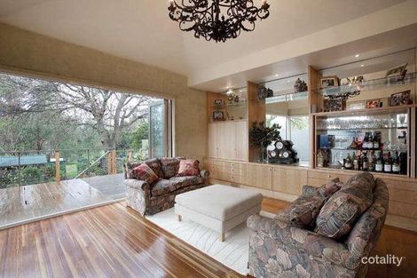 Property photo of 65 Talbot Crescent Kooyong VIC 3144