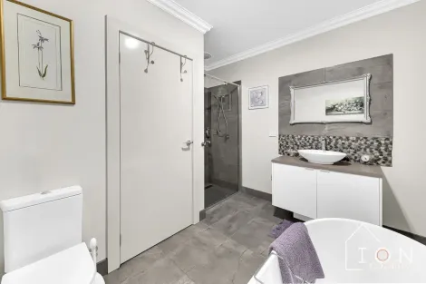 Property photo of 21 Wilkiea Crescent Cranbourne North VIC 3977