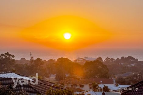 Property photo of 5 Keppel Place Coogee WA 6166